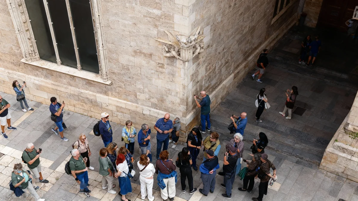 Vecinos de València: "No hay turismofobia, el problema es la especulación"