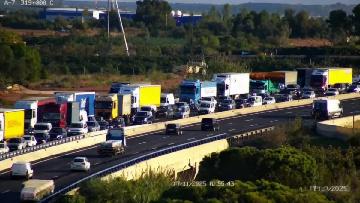 Caos en Valencia: Múltiples accidentes colapsan la A-7 y otras vías