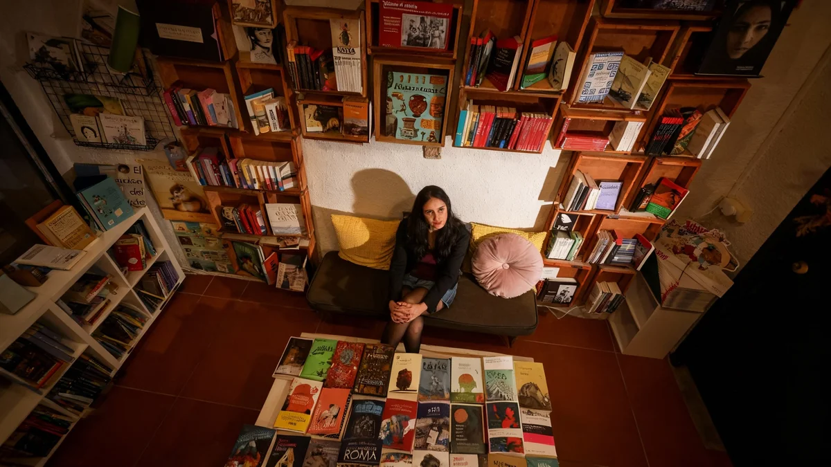 Las librerías de València se transforman en centros culturales