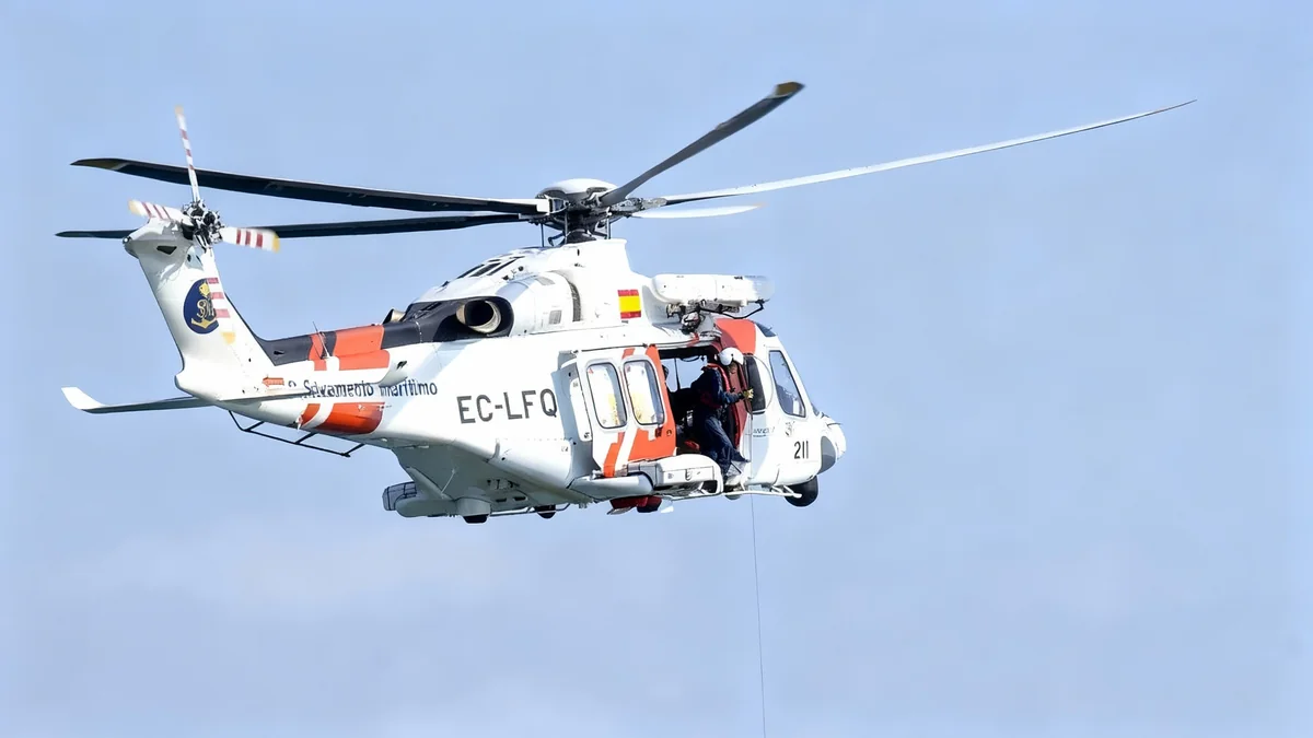 Rescate nocturno en alta mar frente a la costa de Valencia